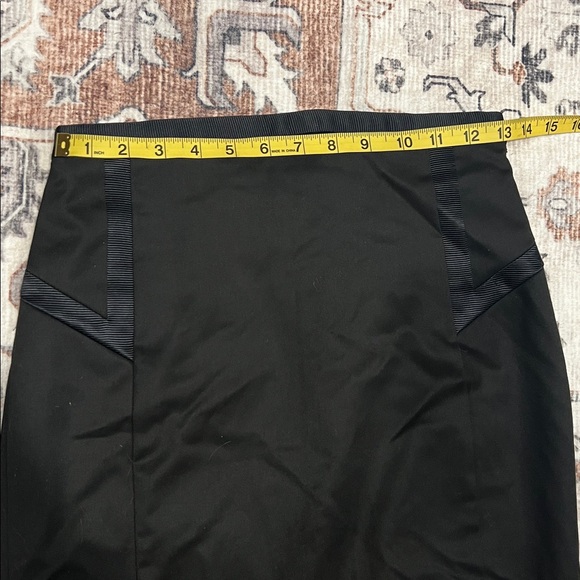 Express Pencil Skirt - Picture 7 of 8